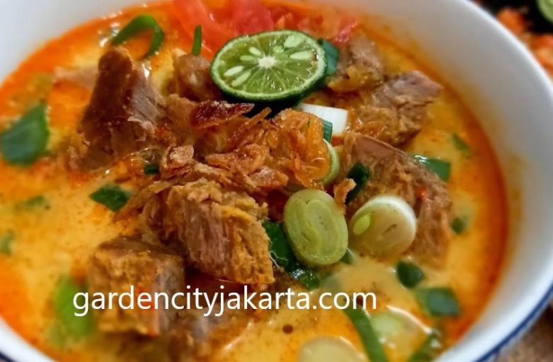 Soto Tangkar: Soto Betawi Versi